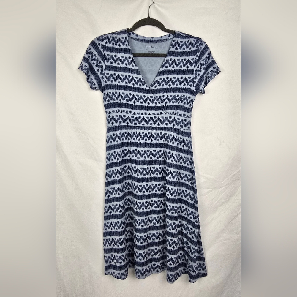 L.L. Bean Printed Blue Stretchy Knit Faux Wrap Midi Dress sz XS Petite